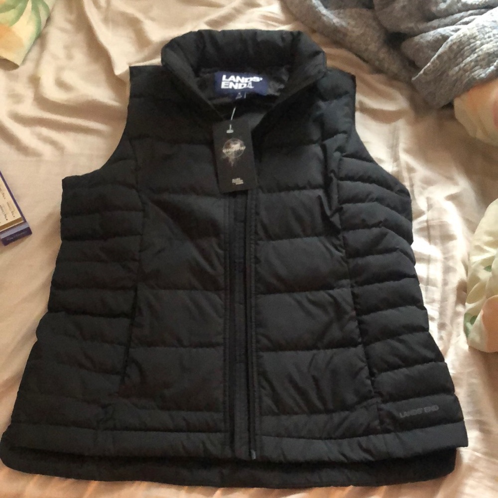 NWT Land’s End down vest